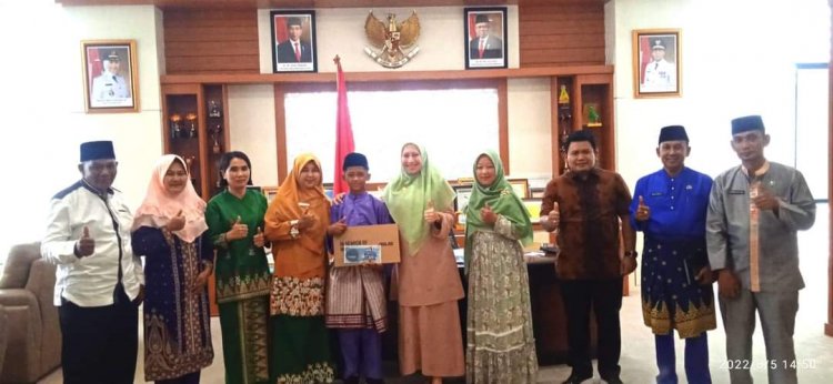 Mewakili Riau di OSN Tingkat Nasional, Siswa SMPN 4 Air Molek Bikin Bupati Inhu Bangga