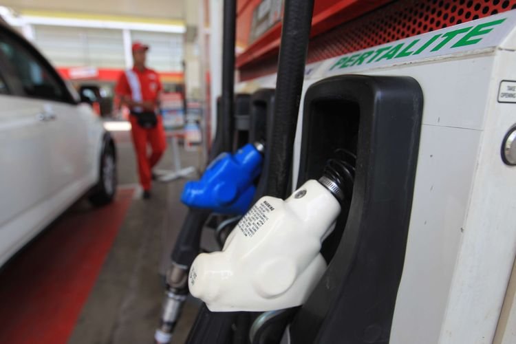 Harga Pertalite Bisa Naik Jadi Rp10.000 per Liter di 2023