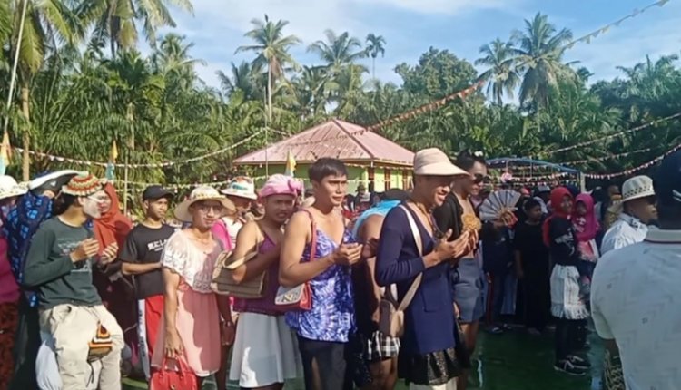 Peringati HUT RI ke-77, Dusun Bangun Sari Gelar Jalan Santai dengan Kostum Unik