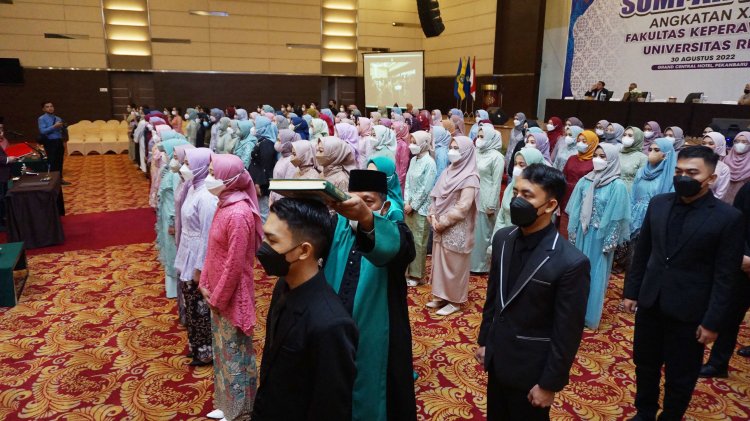 116 Lulusan Fakultas Keperawatan UNRI Angkat Sumpah