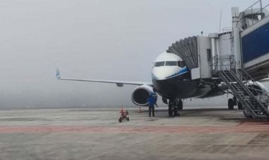 Kabut Tebal Melanda, Bandara SSK II Pekanbaru Tunda Penerbangan