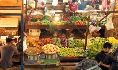 Termasuk Riau, Menko Perekonomian Sebut Stok 4 Bahan Pokok Ini Rawan di Sejumlah Provinsi