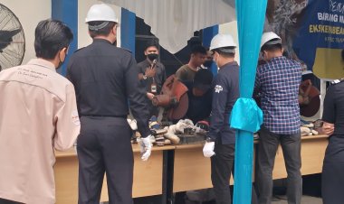 Tingginya Antusias Masyarakat Beli Barang Bekas Impor Menjadi Alasan Barang ilegal Masuk