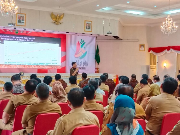 Kajati Ingatkan Pejabat di Riau Tidak Korupsi