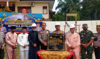 Kapolres Rohul Lakukan Peletakan Batu Pertama Pembangunan Musala As-Salam