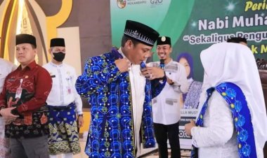 Dikukuhkan Sebagai Bapak BKMT Pekanbaru, Muflihun  Siap Bersinergi  Bentuk Karakter Umat Berakhlak Mulia