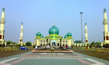 Pekan Depan 2 Payung Elektrik Masjid Raya Annur Riau Tiba di Pekanbaru