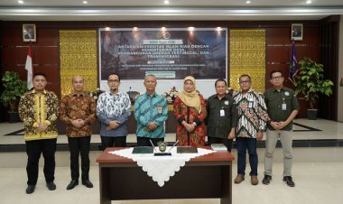 Bersinergi Membangun Desa, UIR dan Kemendes PDTT Teken MoU dan PKB