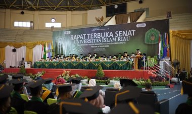 2.311 Lulusan UIR Diwisuda Secara Offline Dibagi Dua Gelombang, Optimis Tahun Depan Prosesi Wisuda Kembali Normal 
