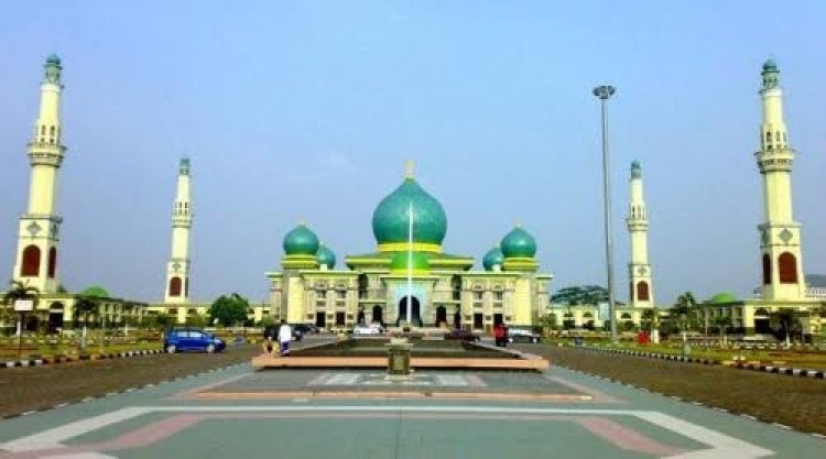 Pekan Depan 2 Payung Elektrik Masjid Raya Annur Riau Tiba di Pekanbaru