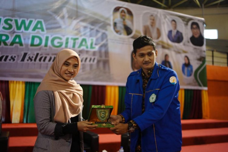 BEM UIR Gelar Seminar Nasional, Dorong Kemandirian Ekonomi Mahasiswa