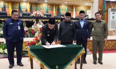 Gelar Rapat Paripurna, APBD Riau 2023 Sah Rp9,83 Triliun