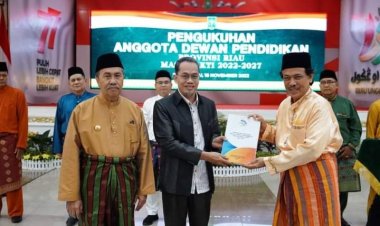 Dewan Pendidikan Riau Dikukuh, Diminta Langsung Tancap Gas Berkontribusi Membangun Pendidikan