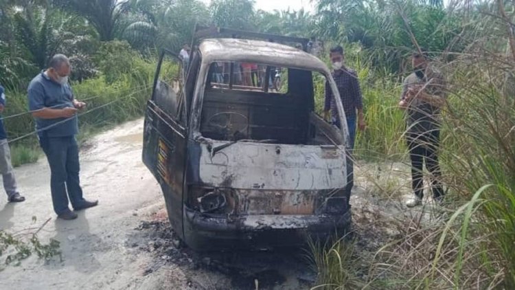 Demi Klaim Asuransi Rp150 Juta, Pasutri Di Bengkalis Tega Bakar ODGJ Dalam Mobil Pikap