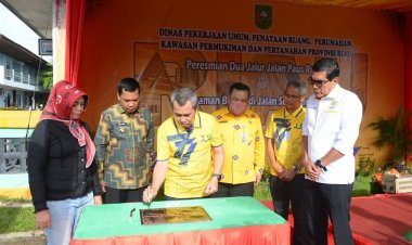 Gubernur Syamsuar Resmikan Dua Jalur Jalan Dihari Bakti PU ke-77