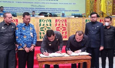 DPRD Pekanbaru Sahkan APBD Kota Pekanbaru Tahun 2023 Rp 2,699 Triliun