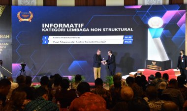 KPU Raih Peringkat Pertama Anugerah Keterbukaan Informasi Publik 2022