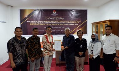 Sembilan Bacalon DPD RI Serahkan Dukungan Minimal ke KPU Riau, Ditutup Hari Ini