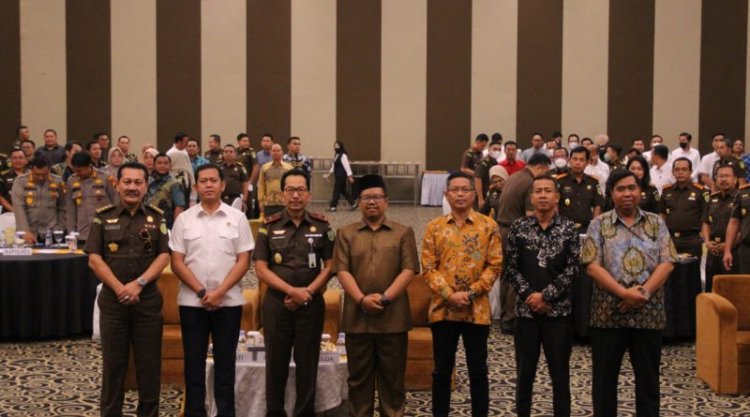 Bawaslu Riau Rapat Koordinasi Perkuat Kerjasama dan Sinergitas Sentra Gakkumdu Pemilu 2024