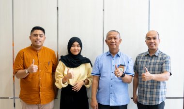 Wakili Indonesia, Mahasiswi Perminyakan UIR Berangkat ke Kansas University