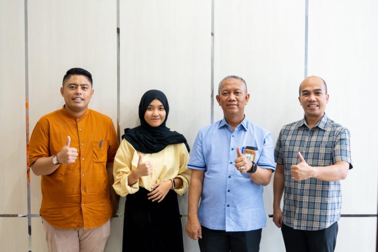 Wakili Indonesia, Mahasiswi Perminyakan UIR Berangkat ke Kansas University