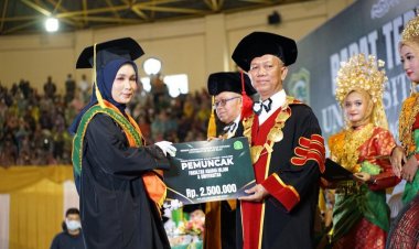 UIR Wisuda 1.747 Mahasiswa Program Doktor hingga Ahli Madya
