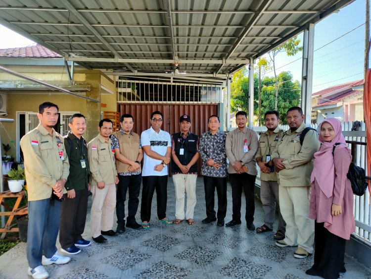 Satu Tahun Jelang Pemilu 2024, KPU Pekanbaru Coklit di Rumah Ketua KPU Riau 