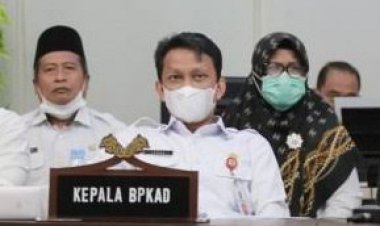 Kabupaten dan Kota di Riau Diminta Segera Usulkan Pencairan Gaji Guru Bantu