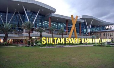 Bandara SSK II Tetap Berstatus Internasional