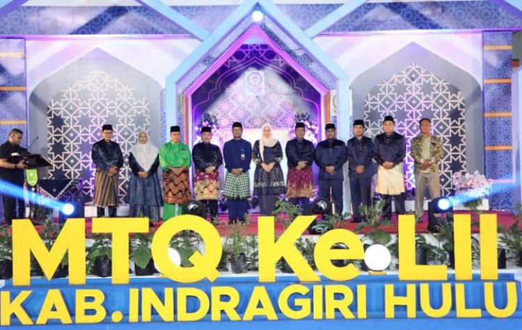 Bupati Inhu Rezita Meylani Yopi Nyalakan Sirene Pembukaan MTQ LII Kabupaten Indragiri Hulu