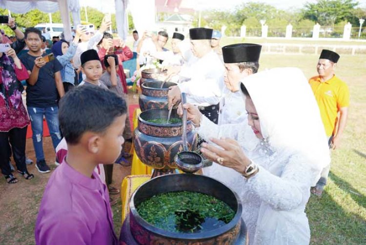 Bupati Rohul Buka Potang Bolimau, Ajak Umat Berlomba Kebaikan di Bulan Ramadan