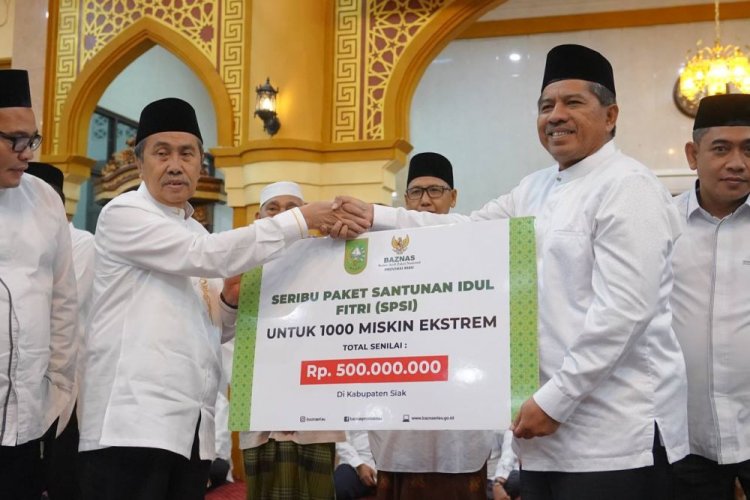 Alfedri Apresiasi Paket Bantuan Idul Fitri Gubri untuk Warga Miskin Ekstrem Siak