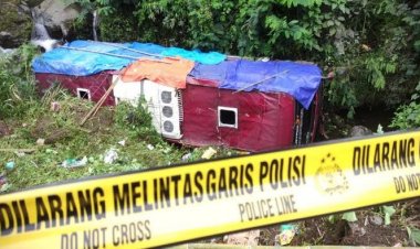 Fakta-fakta Kecelakaan Bus Masuk Sungai di Guci Tegal