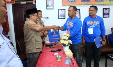 Ketua DPC Demokrat Rohul Daftarkan 45 Berkas BCAD ke KPU