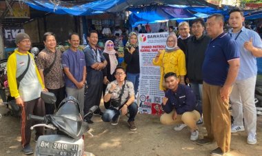 Panwaslu Tenayan Raya Patroli Kawal Hak Pilih di Pasar Tradisional