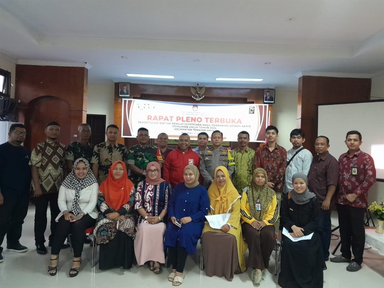 PPK Tenayan Raya Gelar Pleno DPSHP Akhir, Ini Catatan Pengawasan Panwaslu