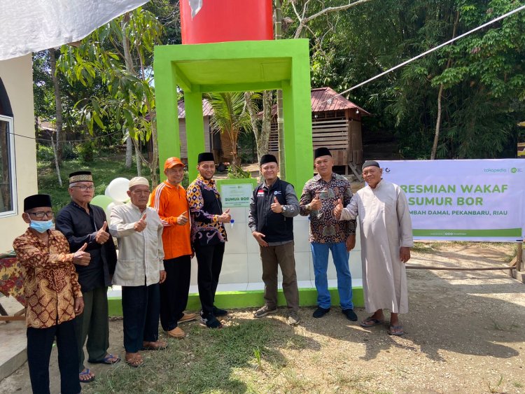 Tokopedia dan IZI Perwakilan Riau Resmikan Wakaf Sumur Bor untuk Pesantren Ashabul Qur’an