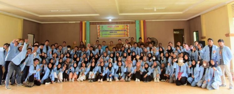Bagus Santoso Lepaskan Kukerta UNRI Kecamatan Bengkalis, Minta Mahasiswa Berbaur