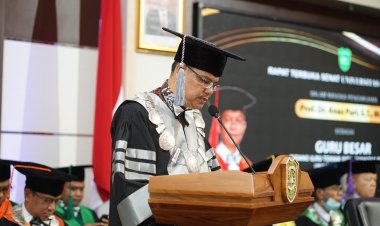 Prof Anas Puri Dikukuhkan Jadi Guru Besar ke- 14 Bidang Teknik Sipil UIR