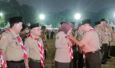 Terima Lencana Darma Bakti dari Kwarnas, Rezita Meylani Ajak Pramuka Bersinergi Bangun Negeri
