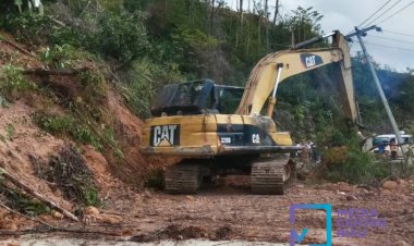 Sempat Tertimbun Longsor, Jalan Lintas Riau-Sumbar Kembali Normal