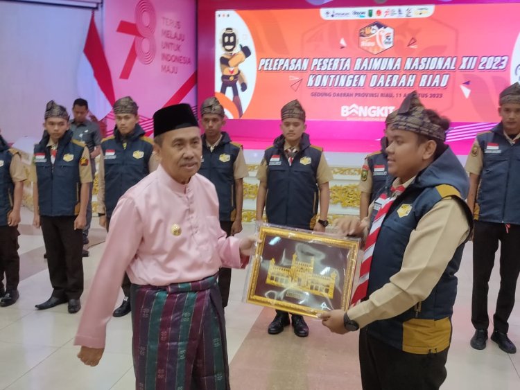 Gubri Lepas Kontingen Rainas XII, Ini pesannya
