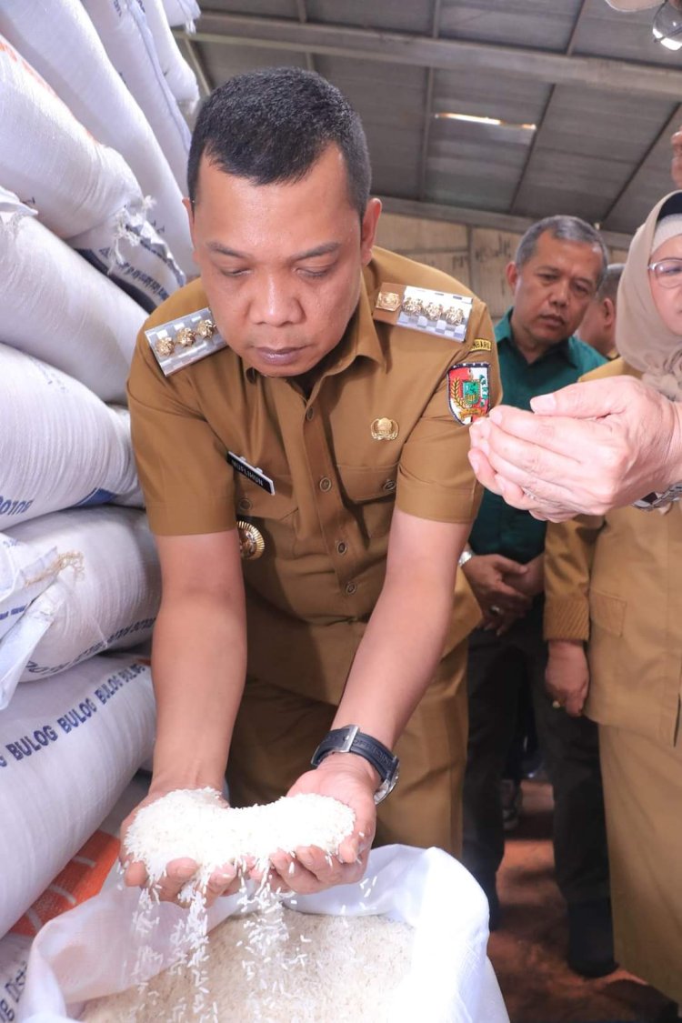 Miris, Harga Beras Naik di Atas HET saat Pasokan Diklaim Aman