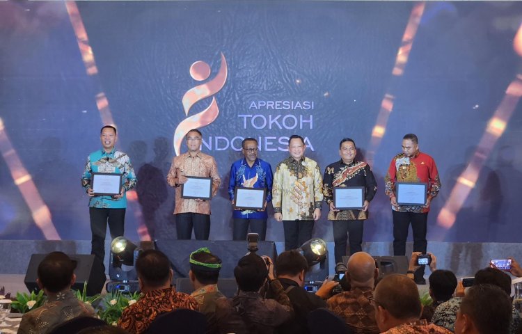 Pj Wali Kota Pekanbaru Muflihun Raih Penghargaan Pejabat Kepala Daerah Terinovatif