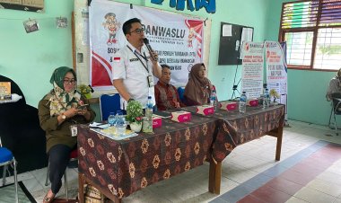 Ketua Bawaslu Pekanbaru Ferdy Ajak Generasi Z Kampanyekan Hari Kasih Suara