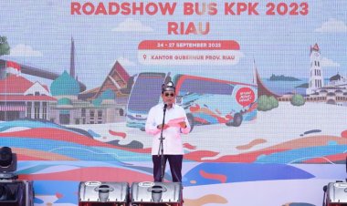 Roadshow Bus KPK 2023 di Pekanbaru, Wakil Ketua KPK Johanis Tanak Ingatkan Serangan Fajar di Tahun Politik