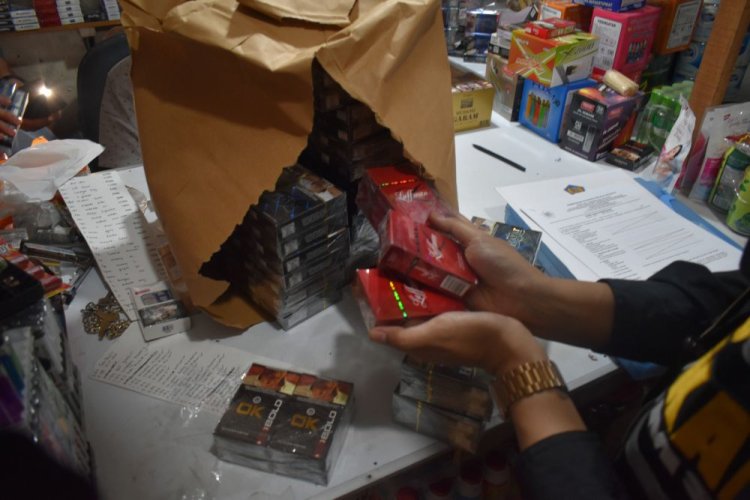 Bea Cukai Pekanbaru Amankan 27.764 Batang Rokok Ilegal di Kampar dan Pekanbaru