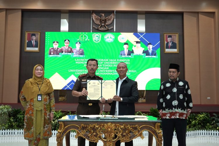 Cegah Tindak Pidana Korupsi, UIR dan Kejati Riau Teken MoU