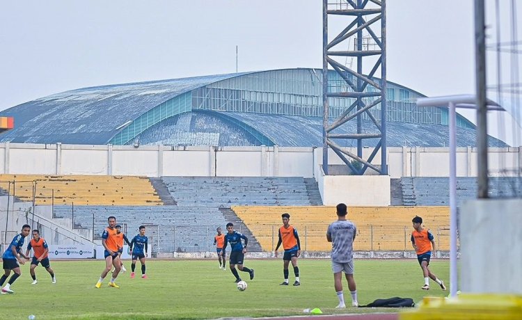 Jelang Sriwijaya FC vs PSPS, PSPS Riau Gelar Latihan di Stadion Kaharuddin Nasution Rumbai, Lihat Keseruannya
