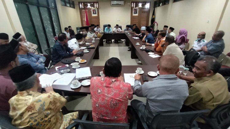 LAMR Gelar Pertemuan Sikapi Isu Liar Soal Pemberian Gelar Adat Terhadap Ganjar
